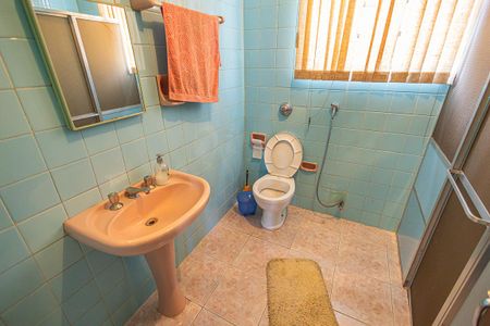 Casa à venda com 360m², 4 quartos e 2 vagasbanheiro