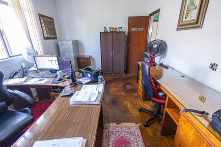 Casa à venda com 360m², 4 quartos e 2 vagasquarto 2 / suite