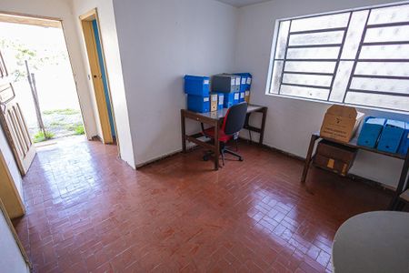 Casa à venda com 360m², 4 quartos e 2 vagassala