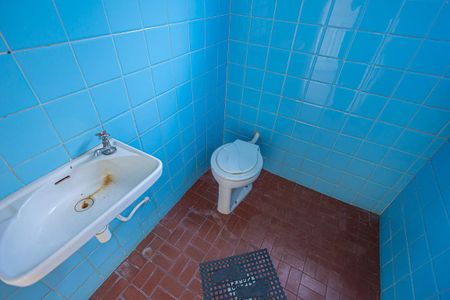 Casa à venda com 360m², 4 quartos e 2 vagasbanheiro