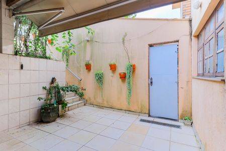 Casa para alugar com 150m², 3 quartos e sem vaga Casa para alugar com 150m², 3 quartos e sem vagaChurrasqueira/Quintal