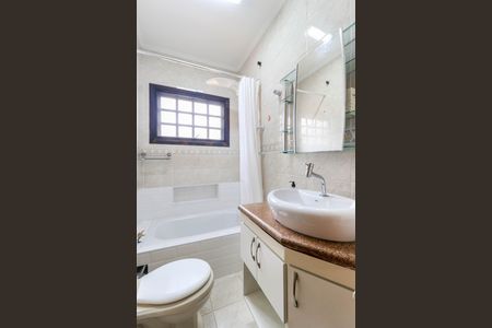 Casa para alugar com 150m², 3 quartos e sem vaga Casa para alugar com 150m², 3 quartos e sem vagaBanheiro da Suíte 1