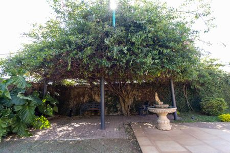 Casa à venda com 232m², 4 quartos e 4 vagasÁrea externa