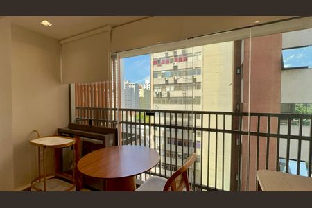 Sacada de kitnet/studio para alugar com 1 quarto, 33m² em Paraíso, São Paulo