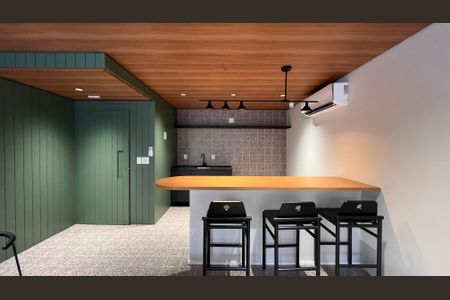 Studio para alugar com 33m², 1 quarto e sem vaga Studio para alugar com 33m², 1 quarto e sem vagaÁrea comum - Salão de festas