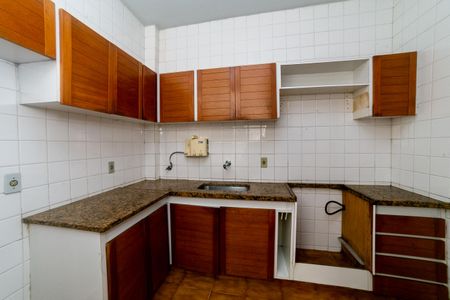 Apartamento à venda com 124m², 3 quartos e 1 vaga Apartamento à venda com 124m², 3 quartos e 1 vagaCozinha