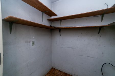 Apartamento à venda com 124m², 3 quartos e 1 vaga Apartamento à venda com 124m², 3 quartos e 1 vagaQuarto de Serviço