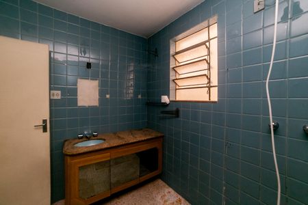 Apartamento à venda com 124m², 3 quartos e 1 vaga Apartamento à venda com 124m², 3 quartos e 1 vagaBanheiro Social