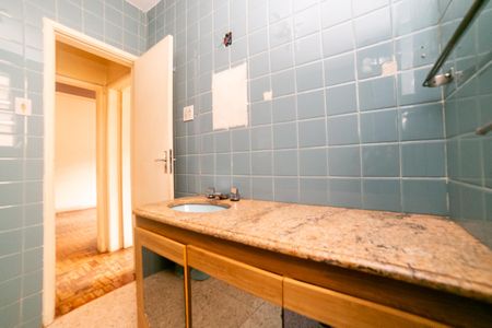 Apartamento à venda com 124m², 3 quartos e 1 vaga Apartamento à venda com 124m², 3 quartos e 1 vagaBanheiro Social