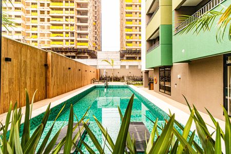 Apartamento para alugar com 31m², 1 quarto e sem vaga Apartamento para alugar com 31m², 1 quarto e sem vagaÁrea comum - Piscina