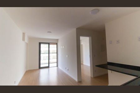Sala/Cozinha de apartamento para alugar com 1 quarto, 45m² em Ingá, Niterói