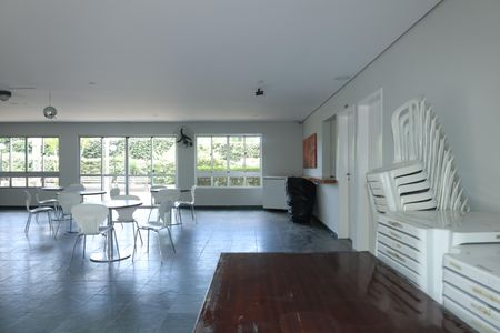 Apartamento à venda com 61m², 3 quartos e 1 vagaÁrea comum - Salão de festas