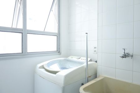 Apartamento à venda com 61m², 3 quartos e 1 vagaÁrea de Serviço