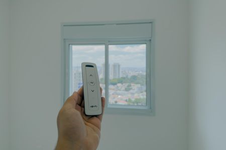 Apartamento para alugar com 81m², 2 quartos e 1 vaga Apartamento para alugar com 81m², 2 quartos e 1 vagaPersiana Elétrica - Suíte 1