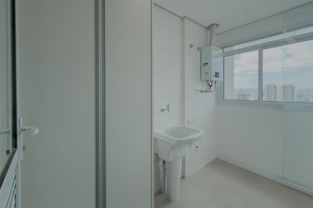 Apartamento para alugar com 81m², 2 quartos e 1 vaga Apartamento para alugar com 81m², 2 quartos e 1 vagaÁrea de Serviço