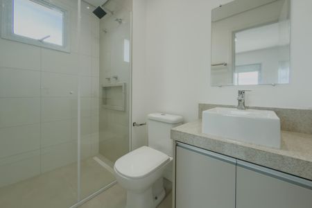 Apartamento para alugar com 81m², 2 quartos e 1 vaga Apartamento para alugar com 81m², 2 quartos e 1 vagaBanheiro da Suíte 2