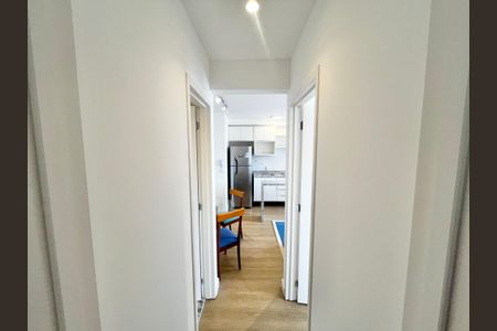 Apartamento para alugar com 43m², 2 quartos e sem vaga Apartamento para alugar com 43m², 2 quartos e sem vagaCorredor