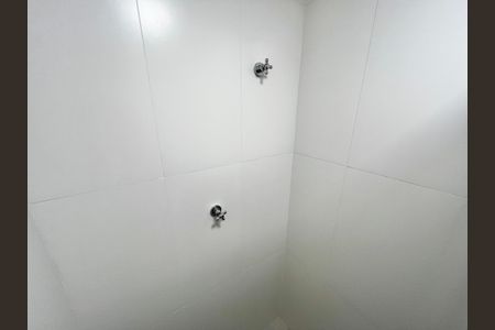 Apartamento para alugar com 43m², 2 quartos e sem vaga Apartamento para alugar com 43m², 2 quartos e sem vagaBanheiro Social