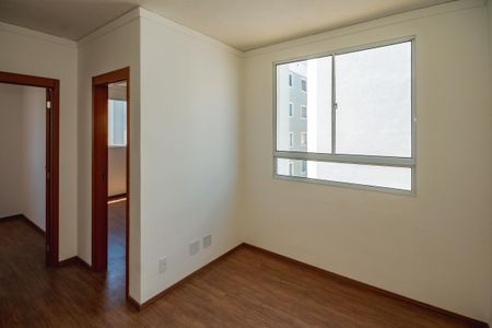 Sala de apartamento para alugar com 2 quartos, 45m² em Vila Real (justinopolis), Ribeirão das Neves