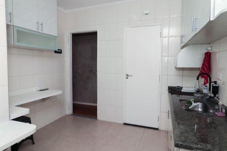 Apartamento à venda com 80m², 2 quartos e 1 vaga Apartamento à venda com 80m², 2 quartos e 1 vagaCozinha
