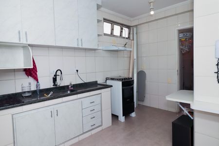 Apartamento à venda com 80m², 2 quartos e 1 vaga Apartamento à venda com 80m², 2 quartos e 1 vagaCozinha