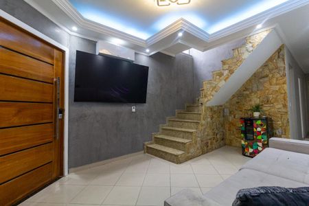 Casa à venda com 176m², 3 quartos e 3 vagas Casa à venda com 176m², 3 quartos e 3 vagasSala