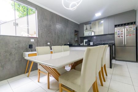 Casa à venda com 176m², 3 quartos e 3 vagas Casa à venda com 176m², 3 quartos e 3 vagasCozinha