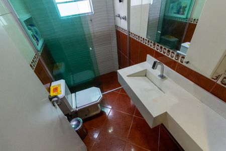 Casa à venda com 176m², 3 quartos e 3 vagas Casa à venda com 176m², 3 quartos e 3 vagasBanheiro 2