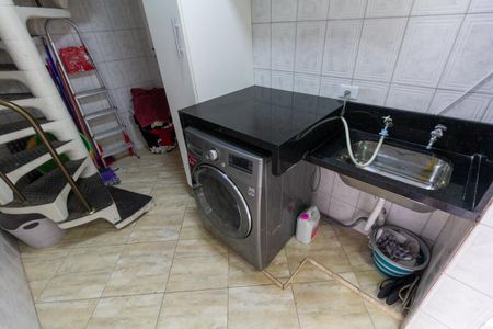 Casa à venda com 176m², 3 quartos e 3 vagas Casa à venda com 176m², 3 quartos e 3 vagasÁrea de Serviço