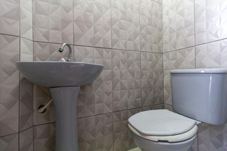 Casa à venda com 176m², 3 quartos e 3 vagas Casa à venda com 176m², 3 quartos e 3 vagasLavabo 2