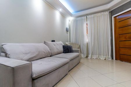Casa à venda com 176m², 3 quartos e 3 vagas Casa à venda com 176m², 3 quartos e 3 vagasSala