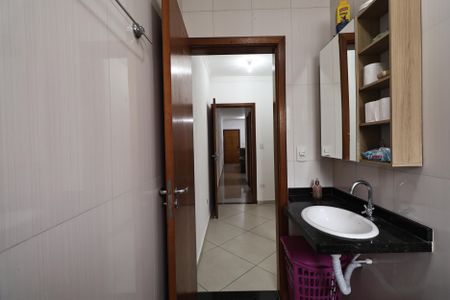 Apartamento à venda com 64m², 2 quartos e 1 vaga Apartamento à venda com 64m², 2 quartos e 1 vagaBanheiro da Suíte