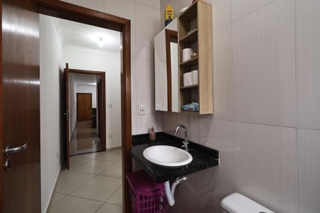 Apartamento à venda com 64m², 2 quartos e 1 vaga Apartamento à venda com 64m², 2 quartos e 1 vagaBanheiro da Suíte