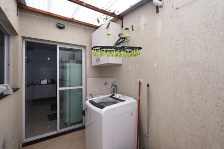 Apartamento à venda com 64m², 2 quartos e 1 vaga Apartamento à venda com 64m², 2 quartos e 1 vagaLavanderia