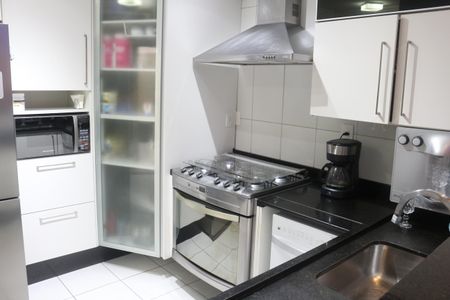 Apartamento à venda com 113m², 2 quartos e 2 vagasCozinha