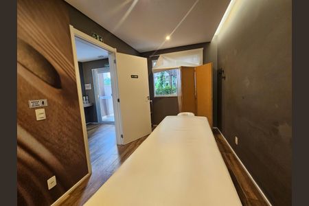 Studio para alugar com 26m², 1 quarto e sem vaga Studio para alugar com 26m², 1 quarto e sem vagaMassagem