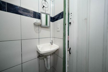 Casa à venda com 140m², 2 quartos e 1 vagaBanheiro 2