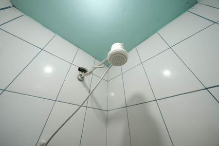 Casa à venda com 140m², 2 quartos e 1 vagaBanheiro 2