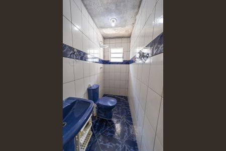 Casa à venda com 140m², 2 quartos e 1 vagaBanheiro do Quarto 1