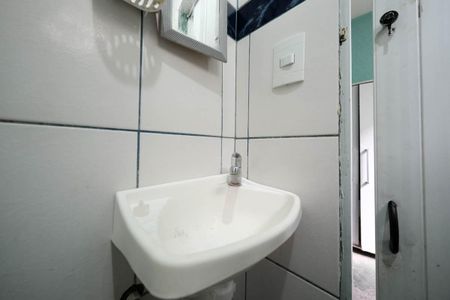 Casa à venda com 140m², 2 quartos e 1 vagaBanheiro 2