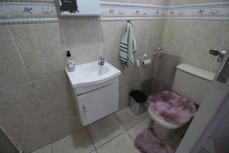 Casa à venda com 360m², 4 quartos e 1 vagaBanheiro Social 2