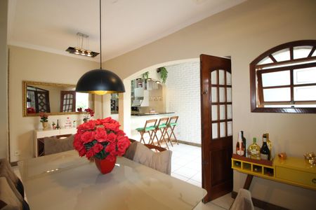 Casa à venda com 360m², 4 quartos e 1 vagaSala 2