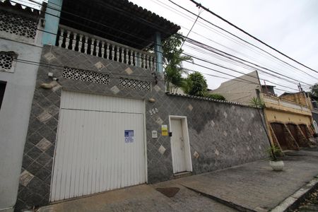 Casa à venda com 360m², 4 quartos e 1 vagaFachada com Placa