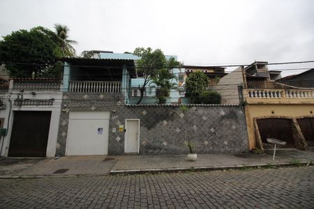 Casa à venda com 360m², 4 quartos e 1 vagaFachada com Placa