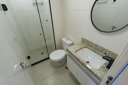 Banheiro de apartamento para alugar com 1 quarto, 25m² em Sacoma, São Paulo