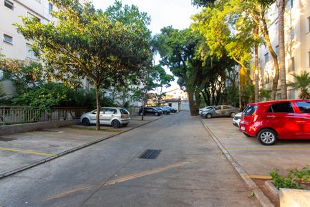 Apartamento para alugar com 46m², 2 quartos e 1 vagaGaragem - Entrada