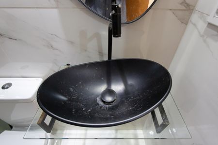 Apartamento para alugar com 46m², 2 quartos e 1 vagaBanheiro - Detalhe