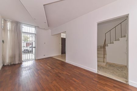 Sala de casa à venda com 3 quartos, 150m² em Campo Belo, São Paulo