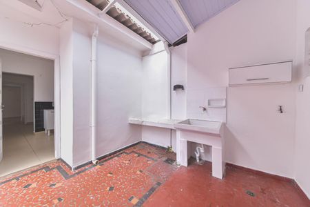 Casa à venda com 150m², 3 quartos e 2 vagasÁrea de Serviço