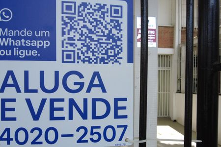 Casa à venda com 150m², 3 quartos e 2 vagasPlaca